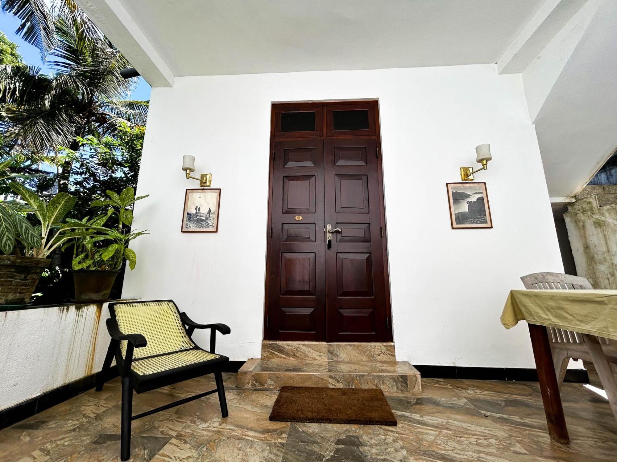 Hotel La Felicita Mirissa Exterior foto